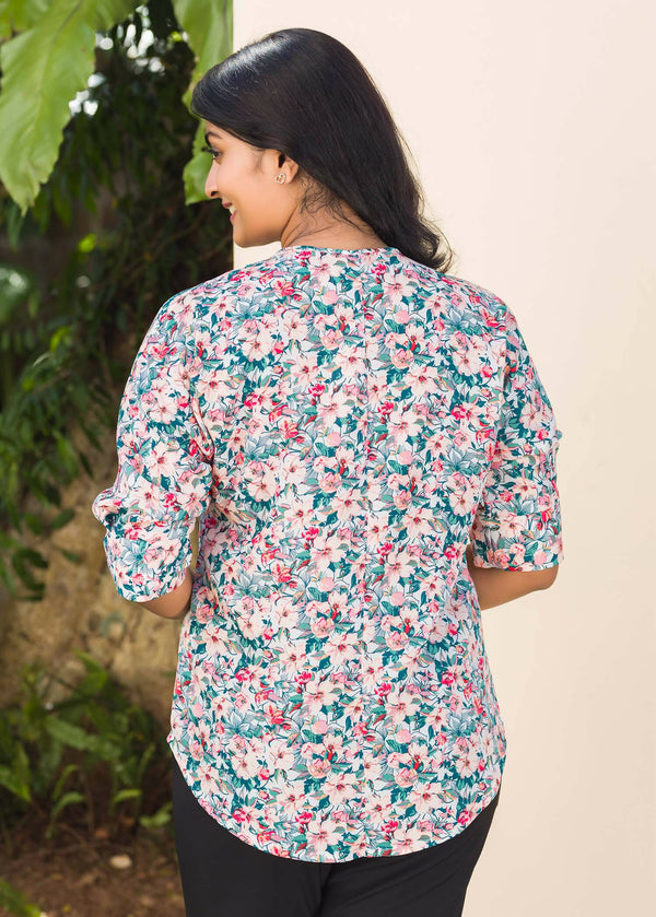 Front pleat detailed v-neck blouse