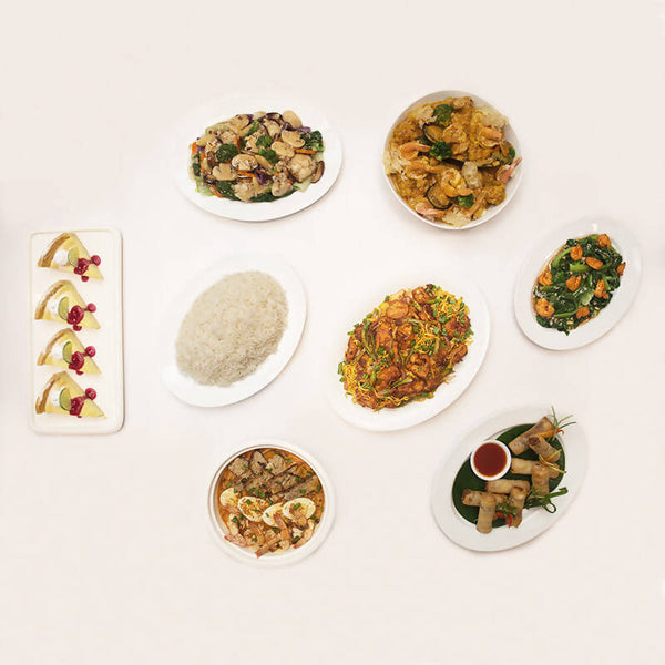 Cinnamon Grand Far Eastern Family Feast