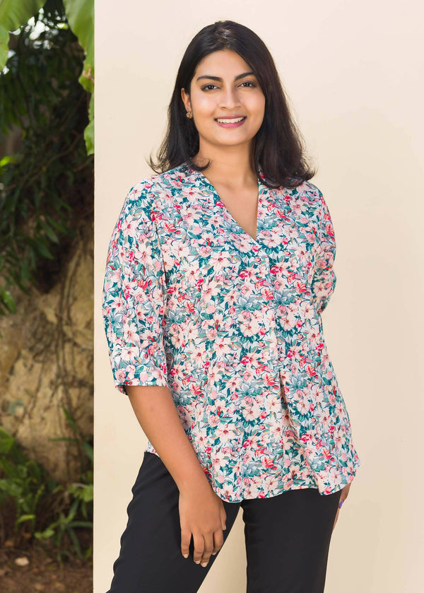Front pleat detailed v-neck blouse